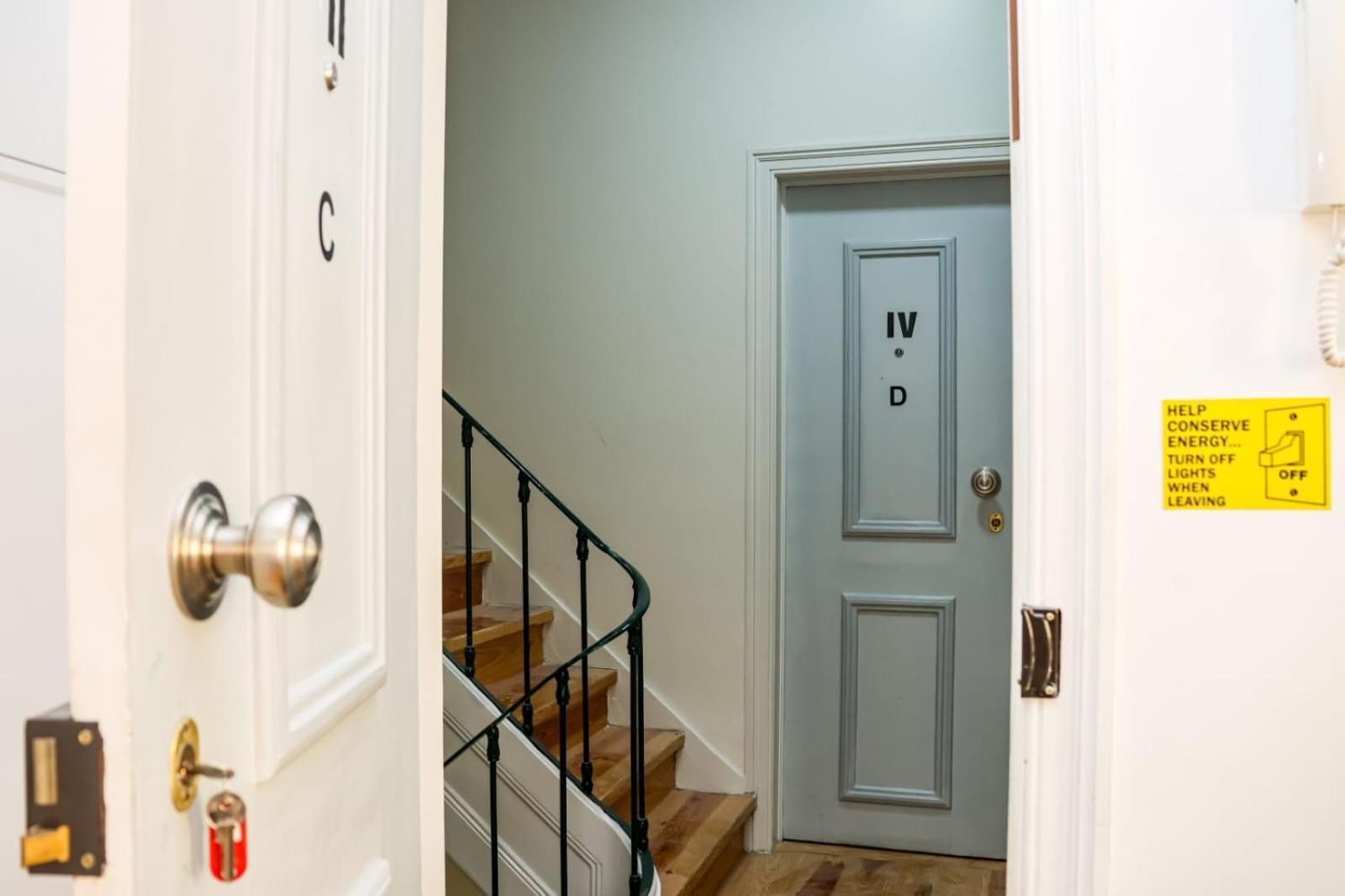 Residencia Queiros - Apartamento T1 Lisboa Eksteriør billede