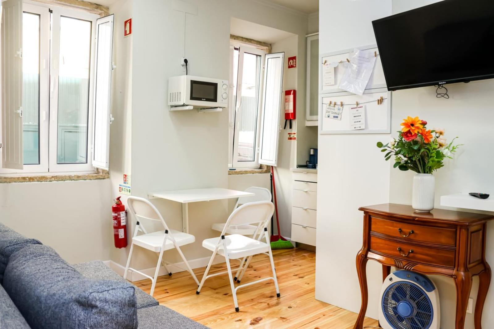Residencia Queiros - Apartamento T1 Lisboa Eksteriør billede